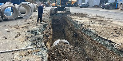 ALTINORDU SEBZE HALİNDE ALT YAPI SORUNUNA NEŞTER