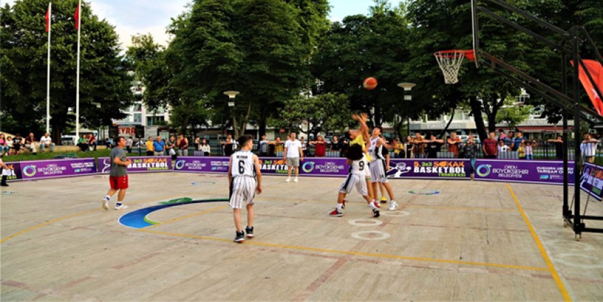 3x3 SOKAK BESKETBOLU’NA REKOR KATILIM