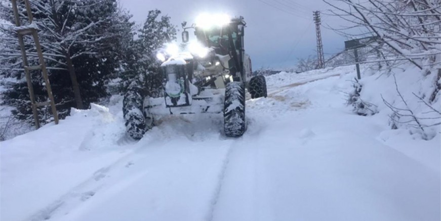 402 MAHALLE VE GRUP YOLU ULAŞIMA AÇILDI