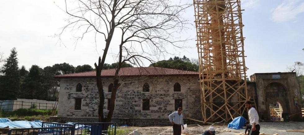 600 YILLIK TARİHİ CAMİİ GELECEĞE TAŞINIYOR 
