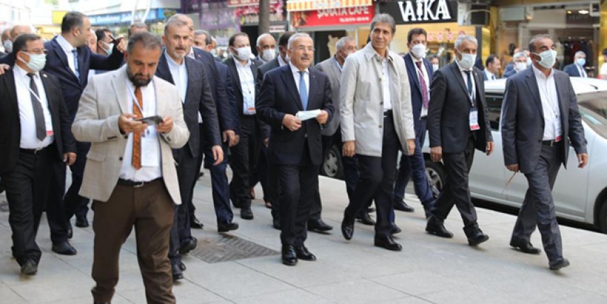 BAŞKAN GÜLER, BÖLGEYE ÖRNEK OLDU