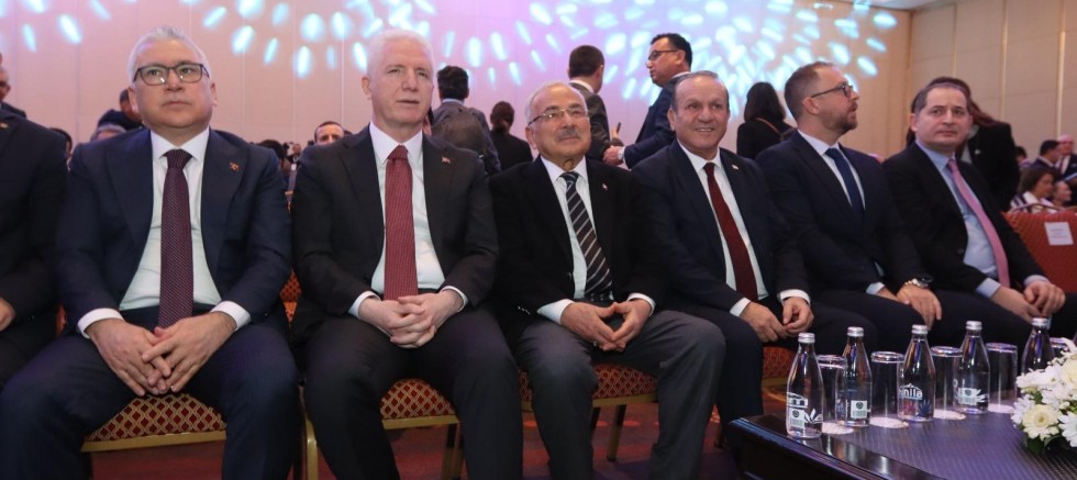BAŞKAN GÜLER EMITT’TE 