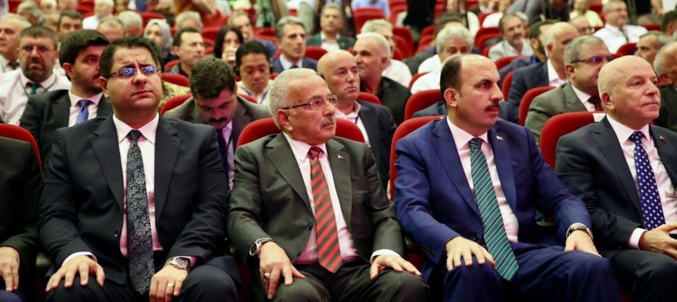 BAŞKAN GÜLER, ERZURUM’DA TARIM KONGRESİNDE KONUŞTU