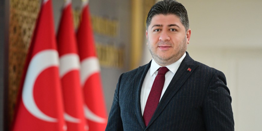 BAŞKAN TÖREN’DEN 23 NİSAN ULUSAL EGEMENLİK VE ÇOCUK BAYRAMI MESAJI