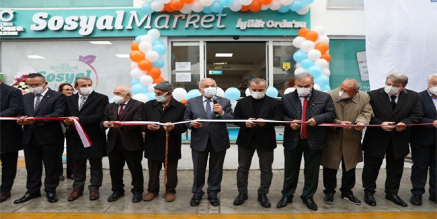 BU MARKETTE PARA DEĞİL, İYİLİK GEÇİYOR