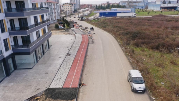 BÜYÜKŞEHİR, ALTINORDU’NUN ÇEHRESİNİ DEĞİŞTİRİYOR
