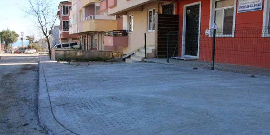 BÜYÜKŞEHİR’DEN ALTINORDU’YA MODERN KALDIRIMLAR