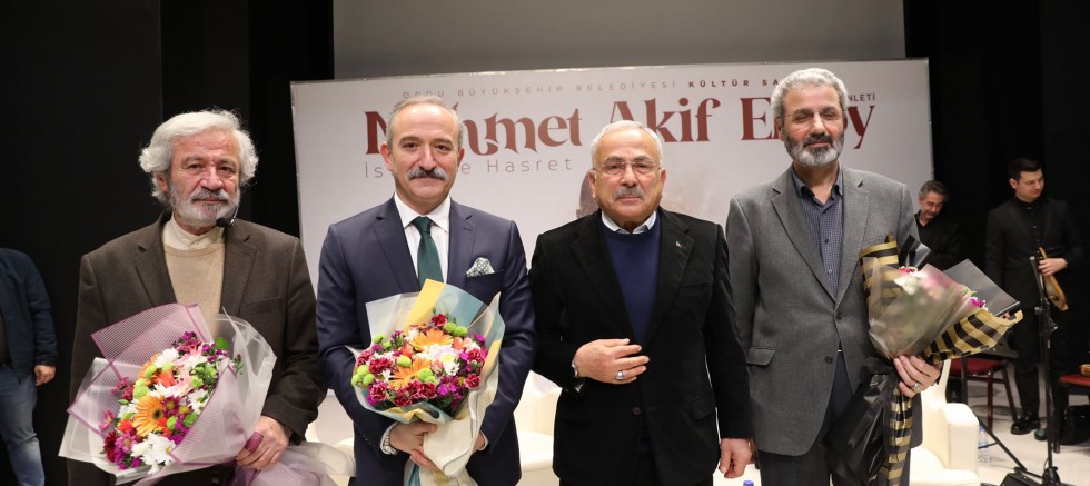 BÜYÜKŞEHİR’DEN MEHMET AKİF ERSOY GECESİ 