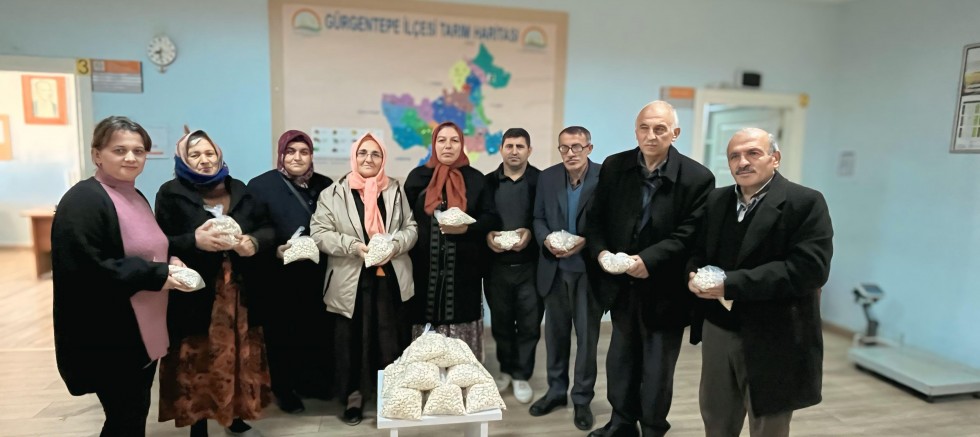 BÜYÜKŞEHİR İLE ÜRETİCİNİN YÜZÜ GÜLÜYOR 