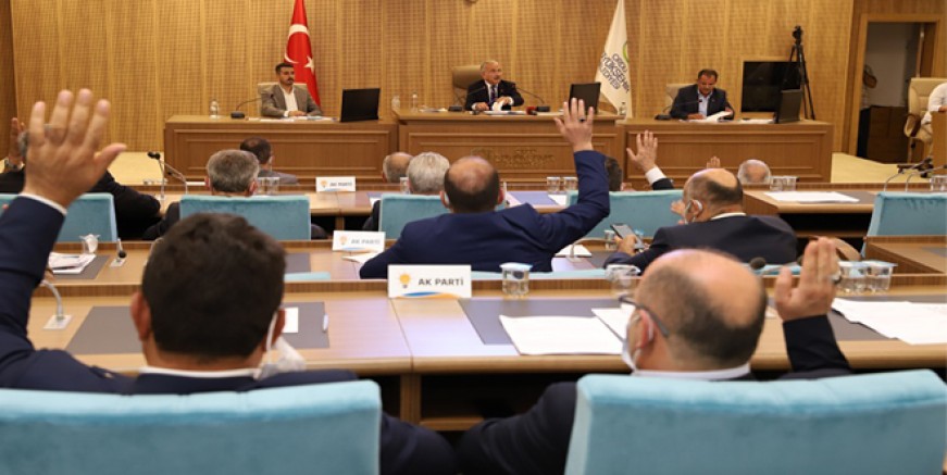 BÜYÜKŞEHİR MECLİSİNDE CAN DOSTLAR KONUŞULDU