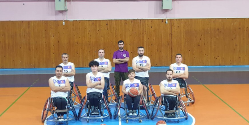 BÜYÜKŞEHİR PARKEYE ÇIKIYOR 