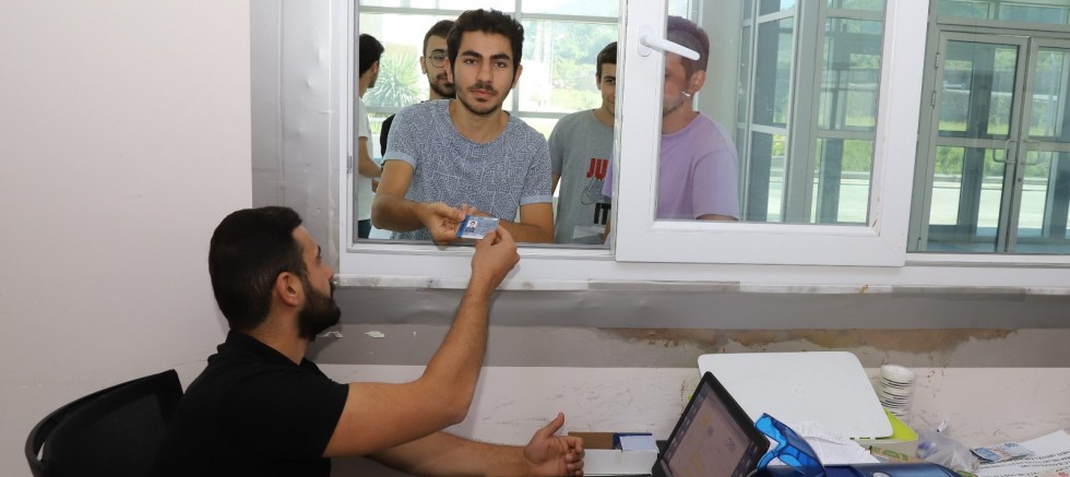BÜYÜKŞEHİRDEN ÜNİVERSİTE ÖĞRENCİLERİNE KOLAYLIK