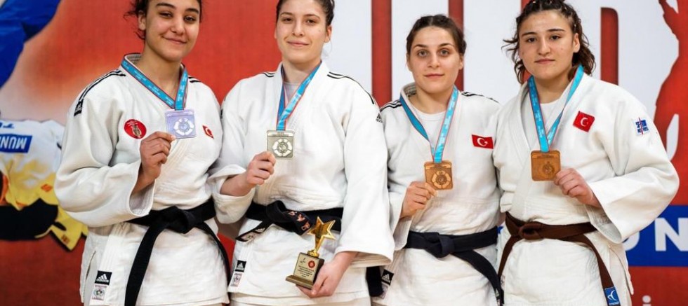 BÜYÜKŞEHRİN SPORCULARINDAN YENİ BAŞARILAR GELDİ