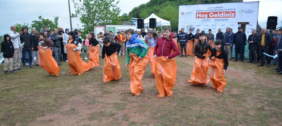 ÇATALPINAR’DA HIDIRELLEZ COŞKUSU 