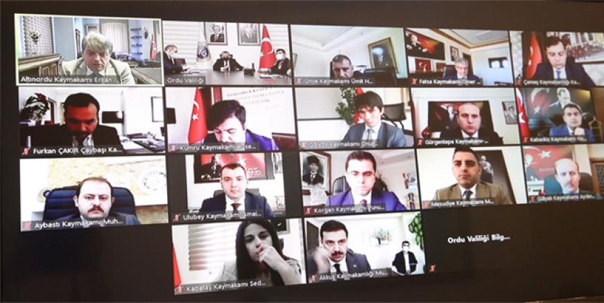 COVİD-19 PANDEMİSİ DEĞERLENDİRME TOPLANTISI YAPILDI