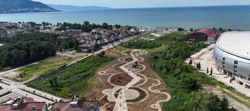 DURUGÖL’E BAŞKAN GÜLER İMZASI 