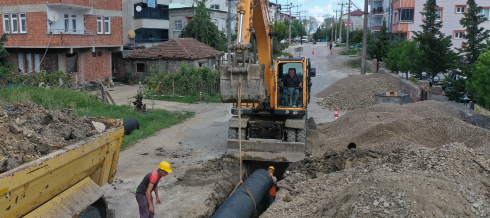 FATSA’NIN ANA ARTERİNDE ALT YAPI SEFERBERLİĞİ