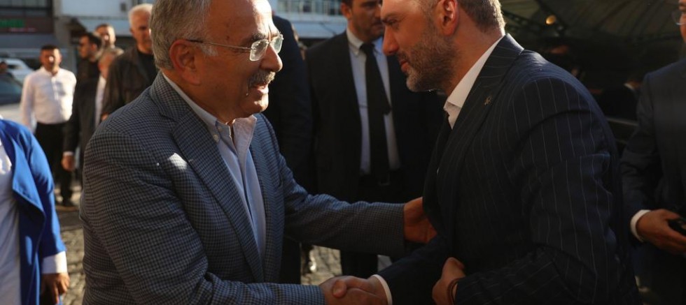 KANDEMİR: “BAŞKAN GÜLER’İN BİLGİ VE TECRÜBESİ İLE ORDU’DA ÇOK HIZLI İLERLEME VAR”