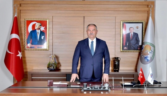 KORONAVİRÜSE YAKALANMIŞ BİRİ OLARAK SİZLERE SESLENİYORUM: TEDBİR ALALIM TEKRAR BAŞA DÖNMEYELİM