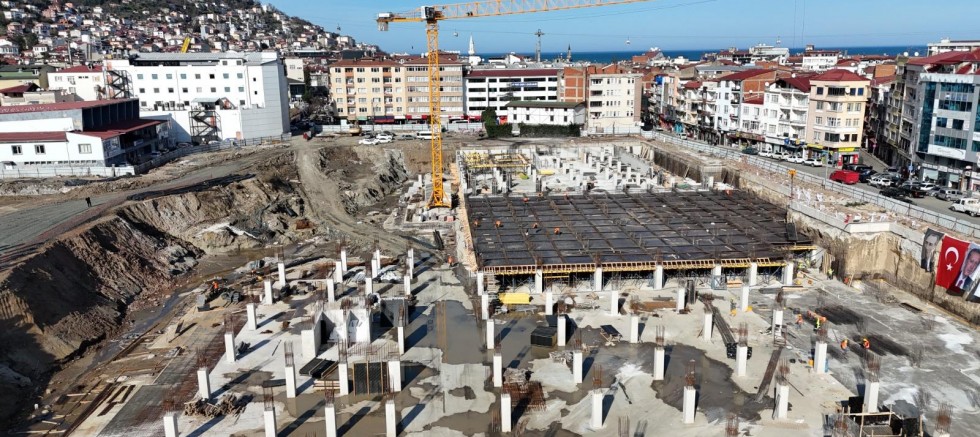 MİLLET BAHÇESİ VE MİLLET DÜZÜ’NDE YOĞUN TEMPO