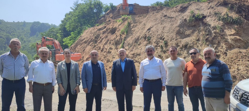 MİLLETVEKİLİ HAMARAT, “ÜNYE-AKKUŞ-NİKSAR YOLUMUZDA ÇALIŞMALAR HIZ KESMİYOR”