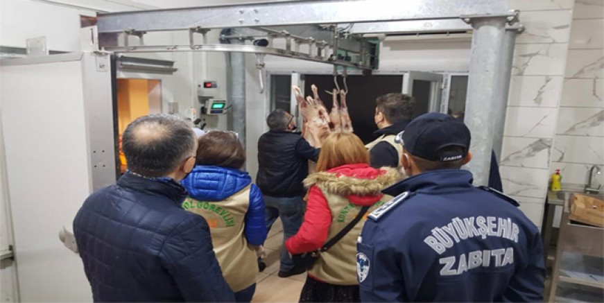 ORDU’DA USULSÜZ 1 TON ETE EL KONULDU