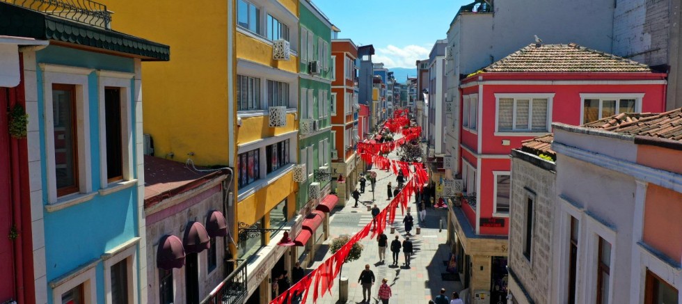 ORDU’DA YER GÖK KIRMIZI BEYAZ