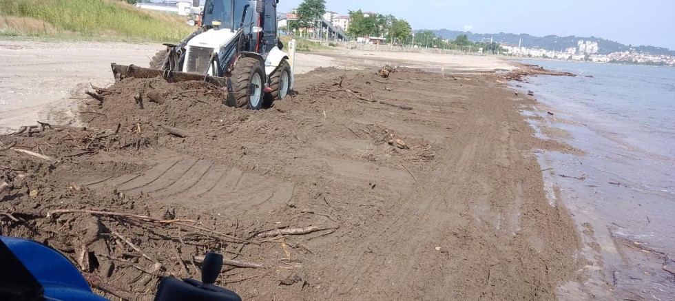ORDU SAHİLLERİ TEMİZLENİYOR