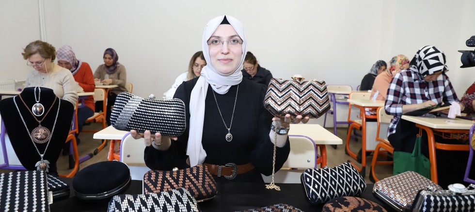 ORMEK KADINLARA İSTİHDAM KAPISI OLDU 