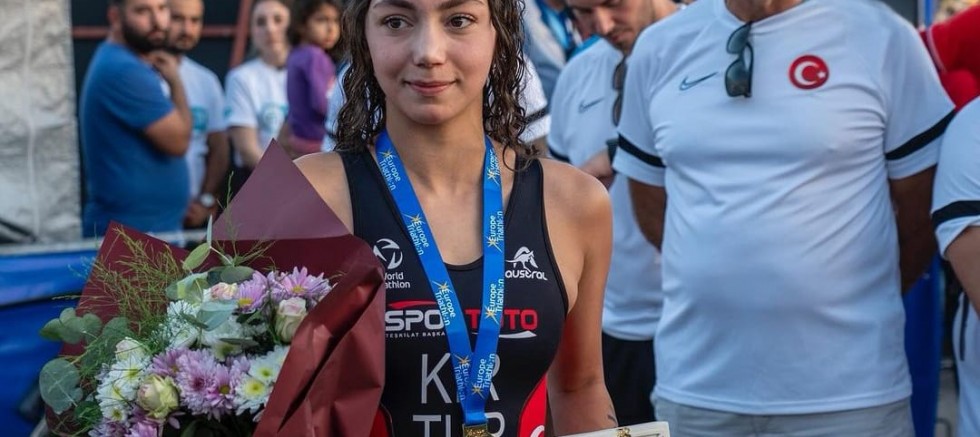 SELİNAY’DAN AVRUPA KUPASI ŞAMPİYONLUĞU