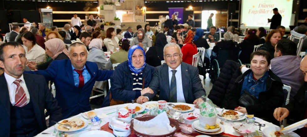 SEVGİ DOLU BULUŞMA