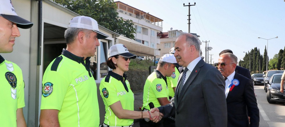 VALİ EROL, KURBAN BAYRAMI ARİFESİNDE ZİYARETLERDE BULUNDU