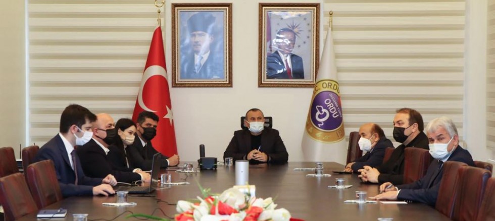 VALİ SONEL, “REHAVETE KAPILMAYALIM ”