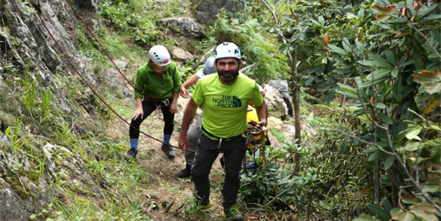 YOROZ, DAĞCILIK VE KAYA TIRMANIŞ SPORLARININ MERKEZİ OLDU